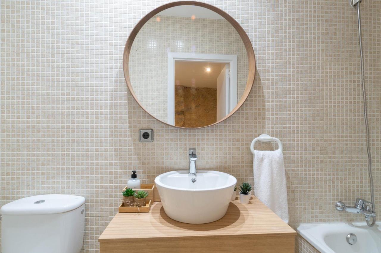 Terra Boutique Apartment Girona Luaran gambar
